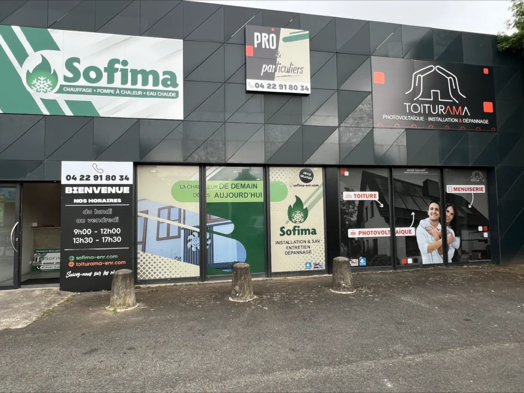 Enseigne professionnelle réalisée pour Toiturama et Sofima par EZ COMM