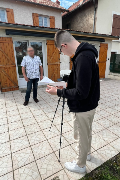 Tournage vidéo client par EZ COMM à Montluçon – interview et création de contenu professionnel